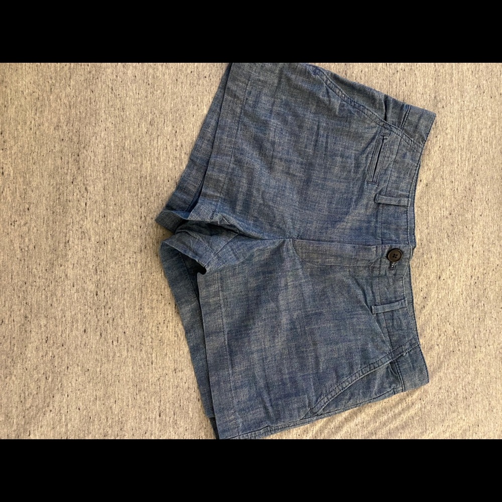 Womens Gap shorts